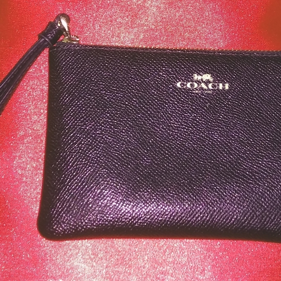 COACH Wristlet/Clutch - Picture 2 of 5